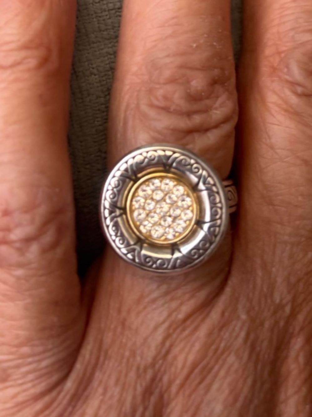 Brighton Vintage Two-Tone Pave Circle Ring - Gold & Silver. Size 8